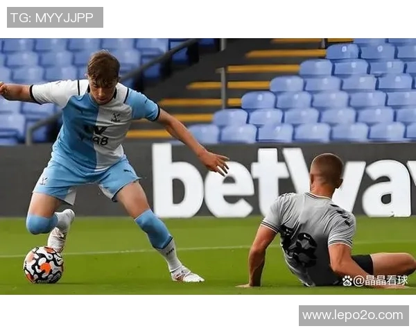 查尔顿迎战布里斯托城双方争夺关键积分的激烈对决