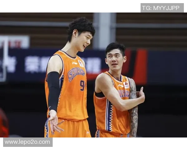 王哲林领衔中国男篮新征程展现篮球魅力与团队精神的完美结合 王哲林领衔中国男篮新征程展现篮球魅力与团队精神的完美结合