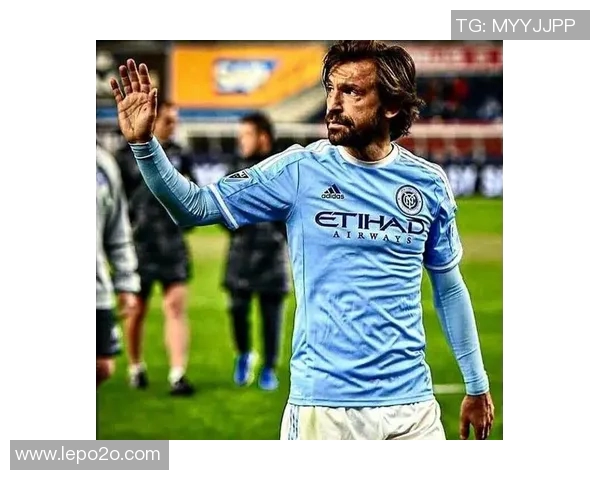 克罗斯：从足球天才到战术大师的华丽转身与人生旅程