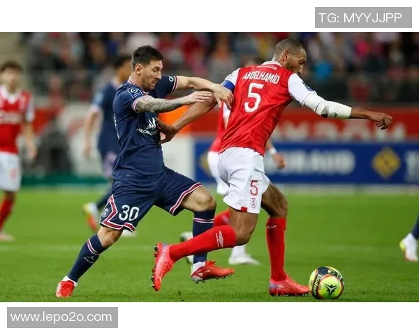 兰斯与塞尔维特的较量揭示了足球战术与团队协作的重要性